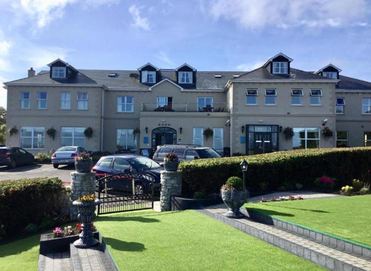 Bernie's Place * Ballyliffin